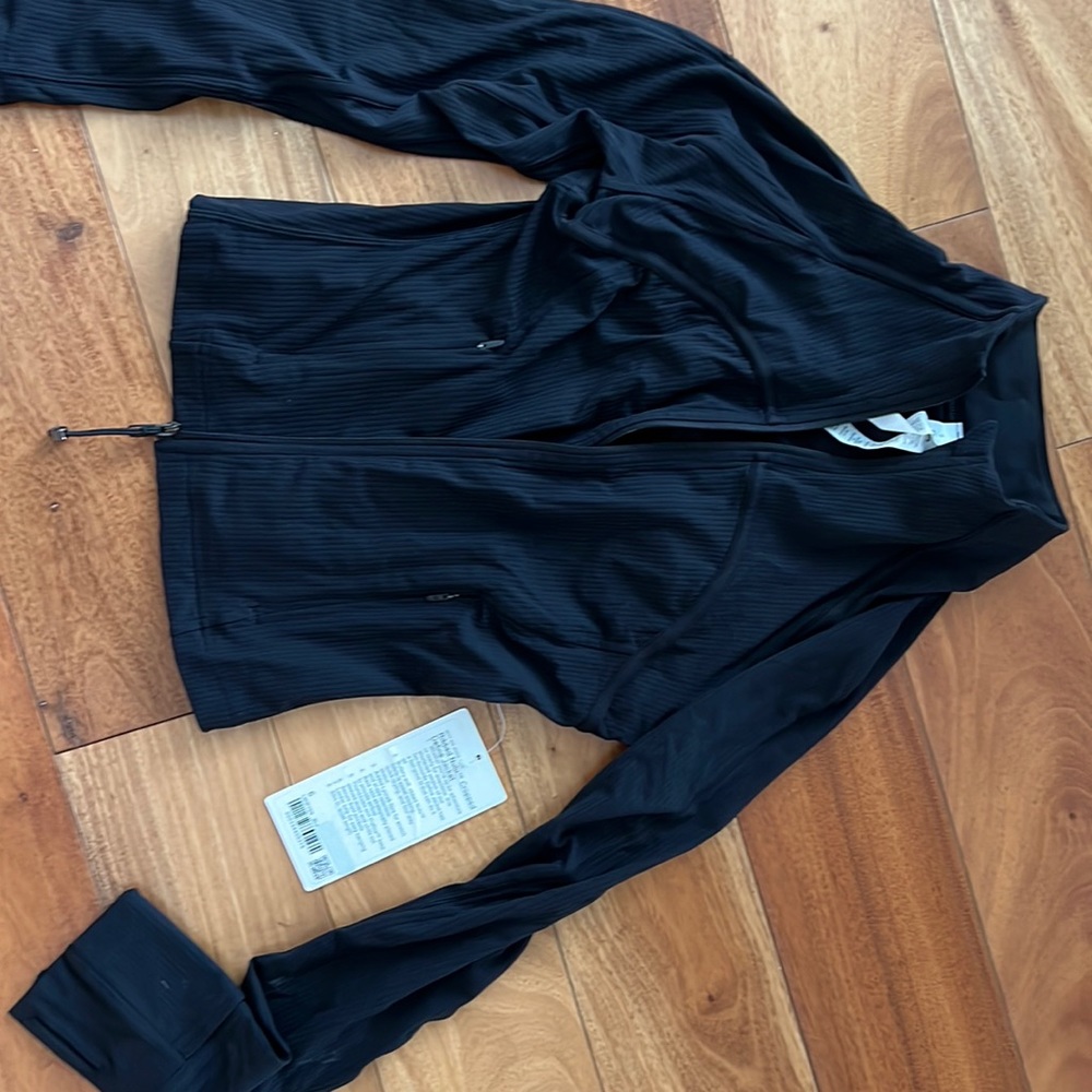 Lululemon ribbed NULU crop define jacket black size 6